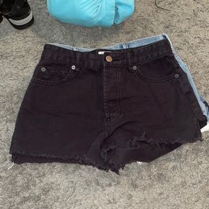Amuse society shorts size 26. Worn once.